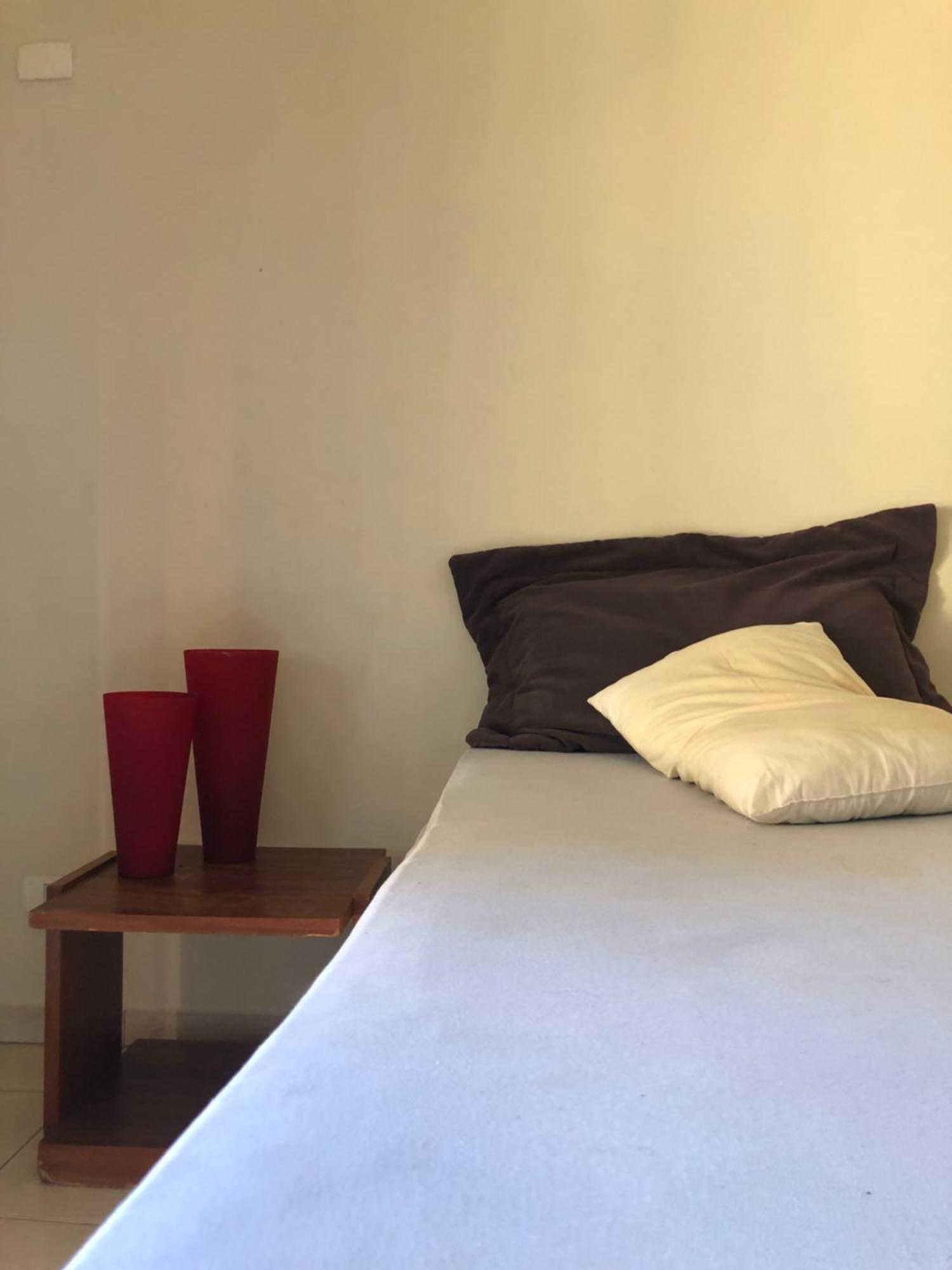 Quarto Com Varanda Tipo Airbn B Vista Panoramica De Paz Homestay