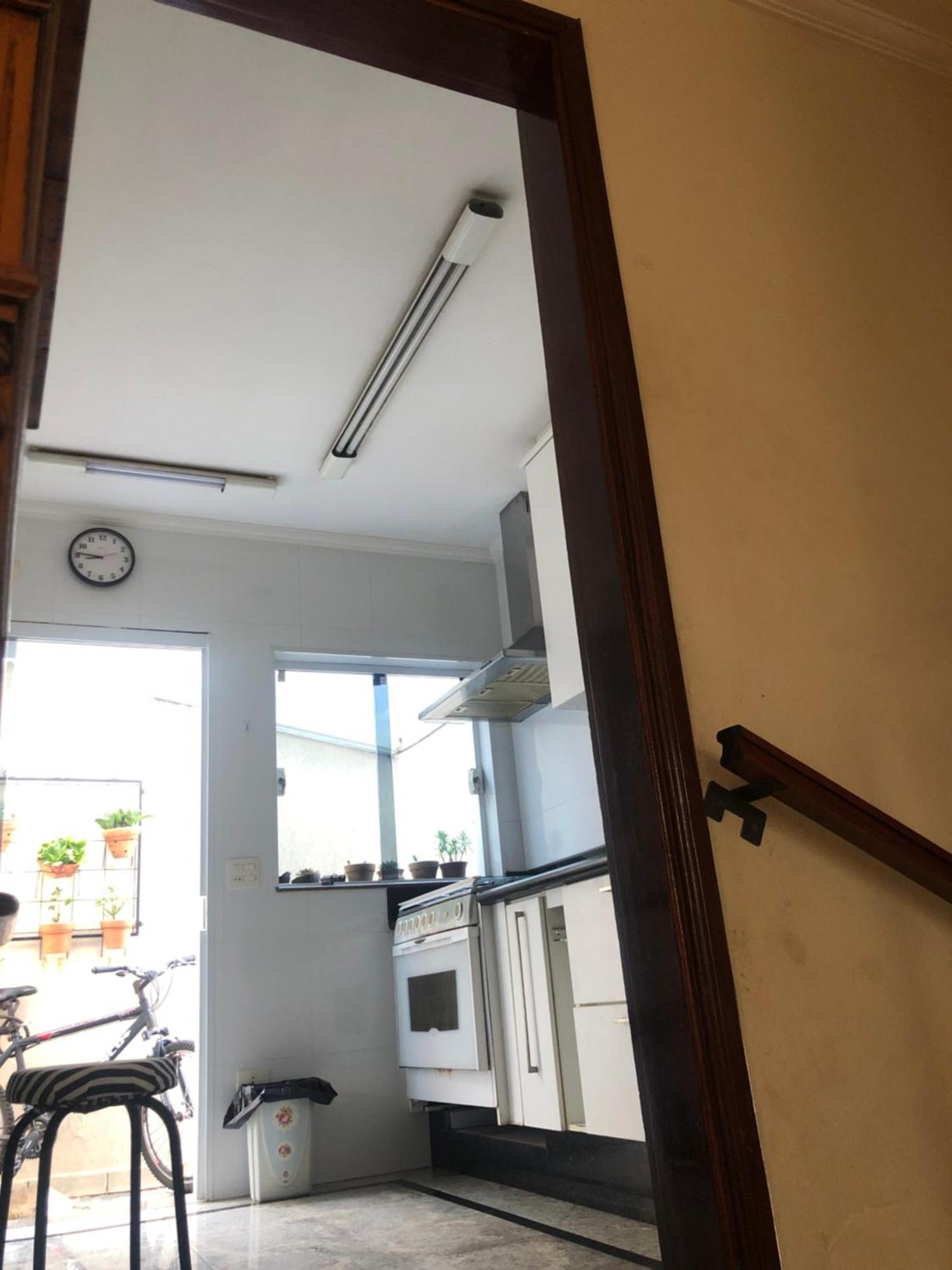 Quarto Com Varanda Tipo Airbn B Vista Panoramica De Paz Homestay